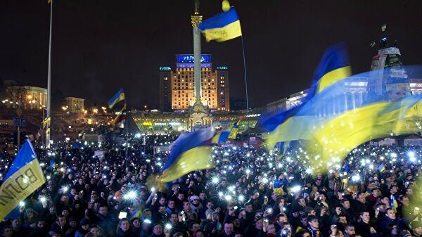 <br />
Политолог назвал семь главных признаков Майдана<br />
